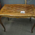 457 2452 COFFEE TABLE